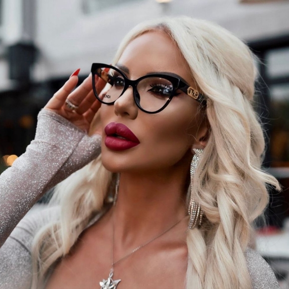 💯Original FENDI Demo Cat Eye Ladies EyeglassesItem FE50026I 001  - Picture 1 of 13